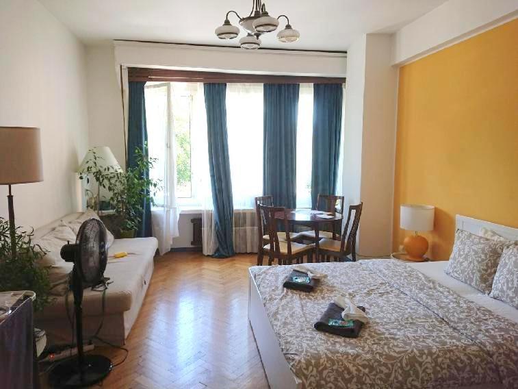 Cozy Studio In The Heart Of Old Prague Near The Charles Bridge Leilighet Eksteriør bilde